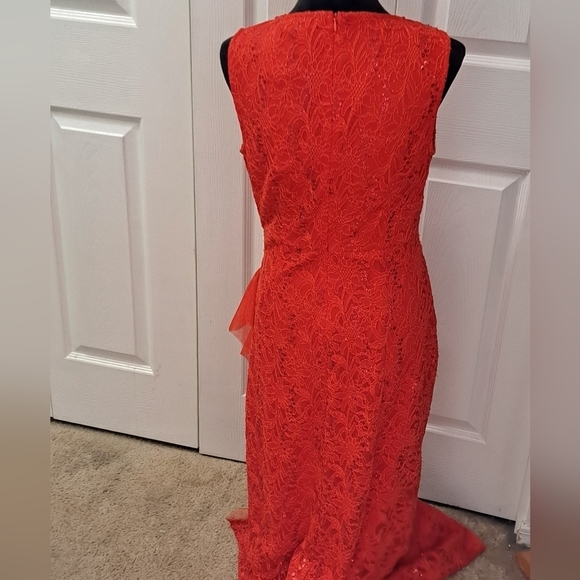 NWT Candalite Petite Cherry Red Lace & Sequin Formal Gown - Picture 7 of 12
